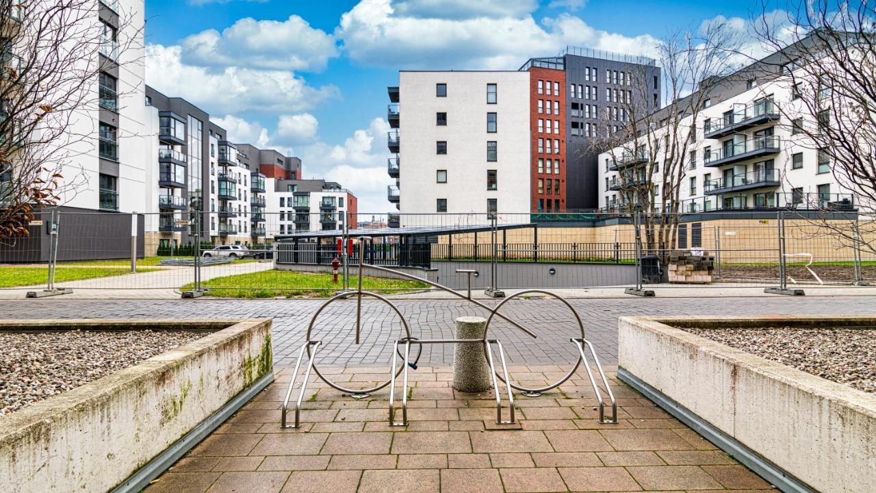 Maya'S Flats & Resorts 24 - Hollywood Gdansk Exterior photo